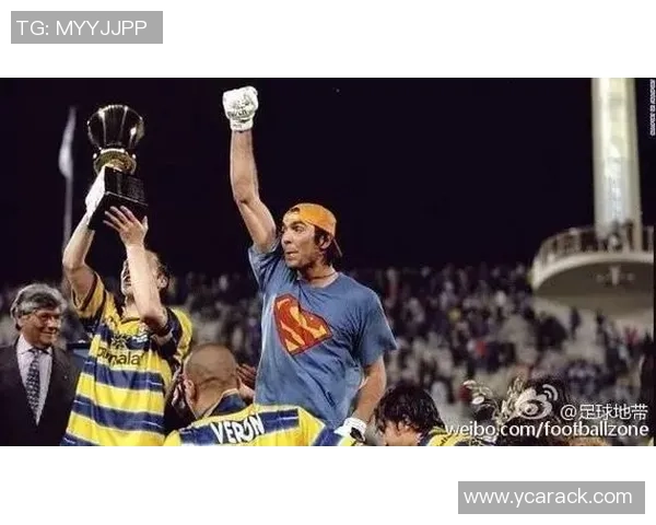 足球巨星女儿成长记：从星光璀璨到自我追寻的青春故事